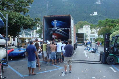Loading for the trip home - 2012 420 Junior Europeans © Rob Burn